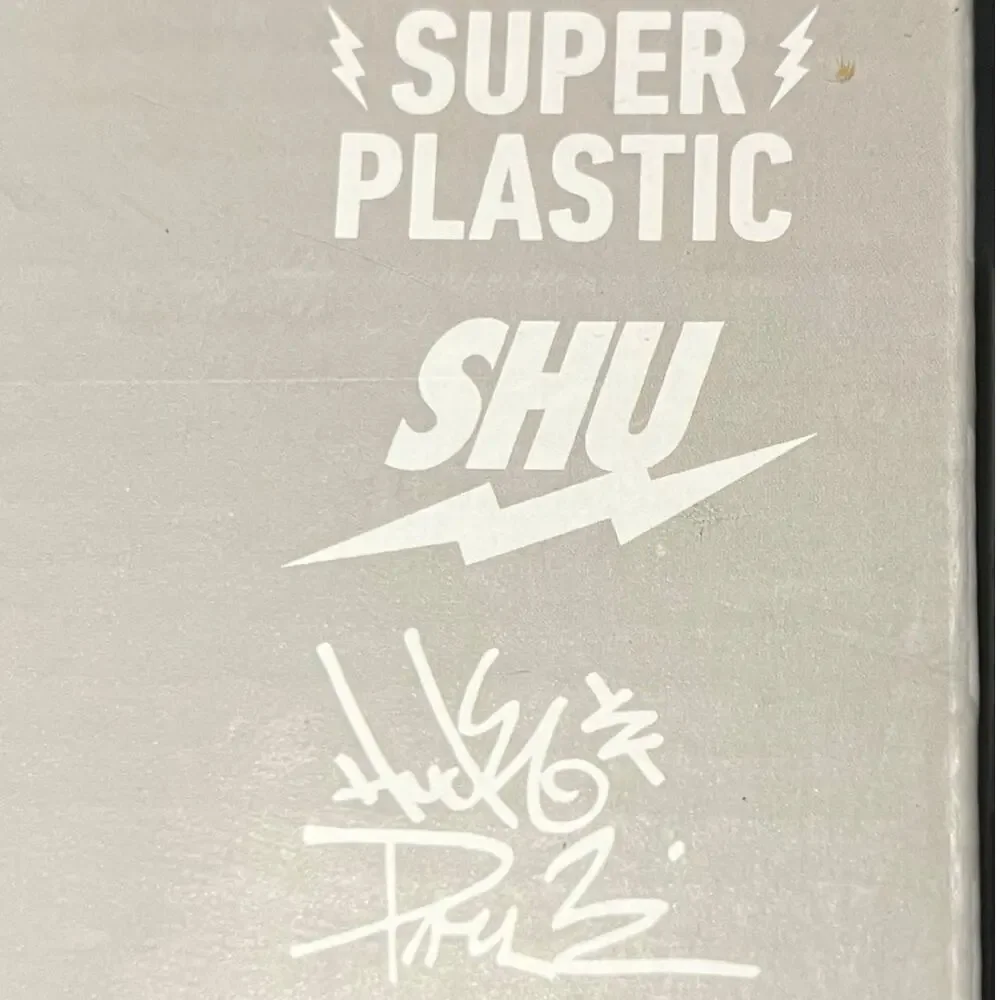 Superplastic SHUDOG BO KNOWS Vinyl Figure Art Toy Designer Collectible